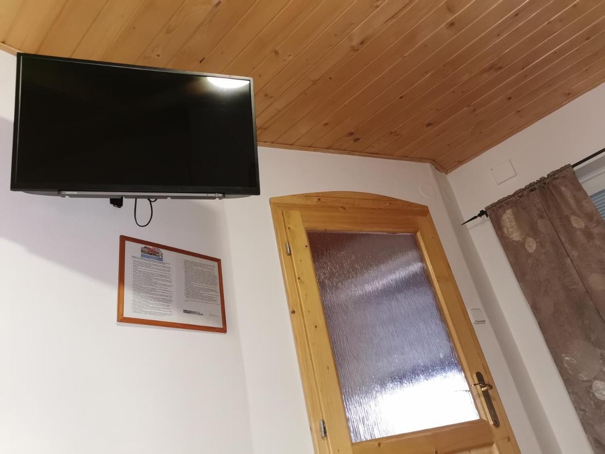 Penzion Rudolf Prievidza Exteriör bild