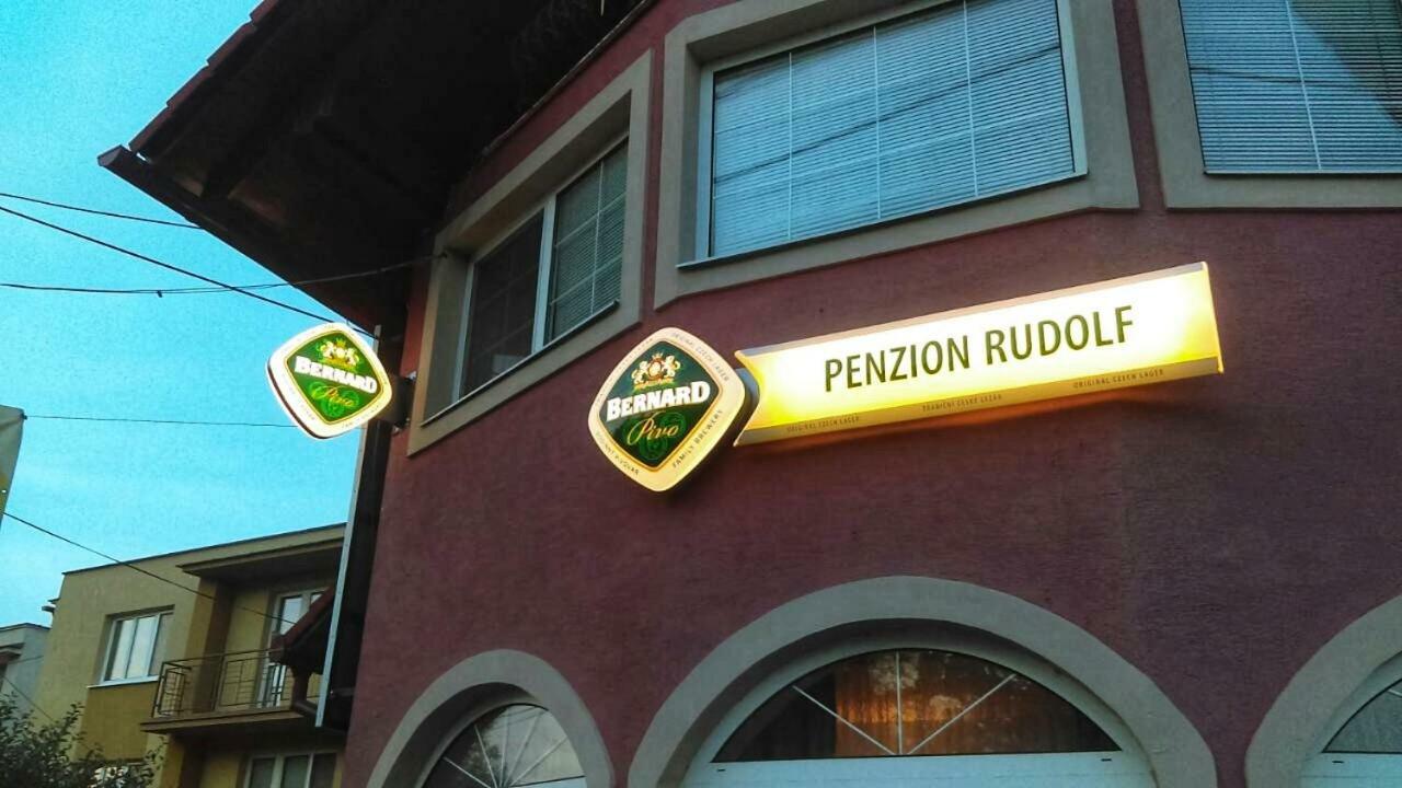 Penzion Rudolf Prievidza Exteriör bild